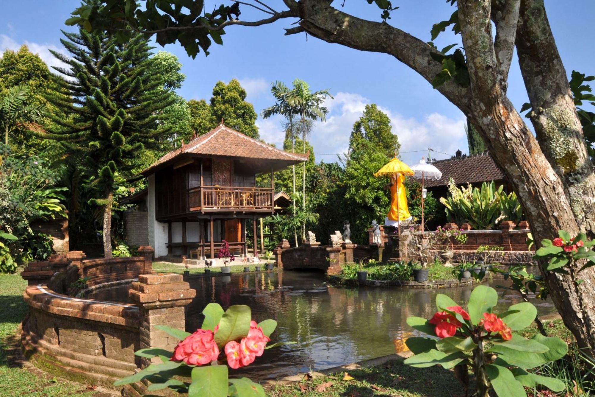 Puri Lumbung Cottages Restaurant & Spa Munduk Exterior photo